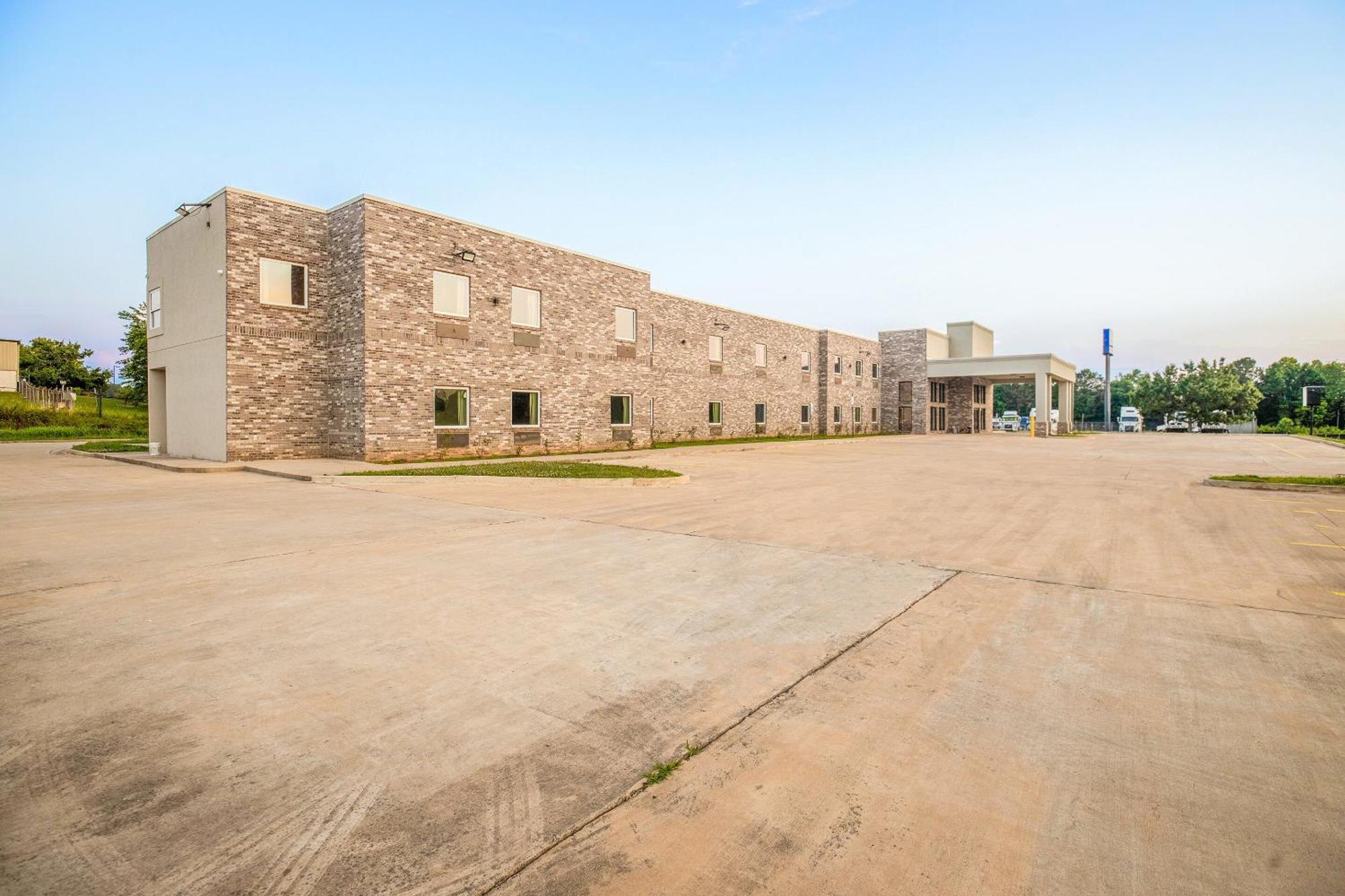 Oyo Hotel Adairsville Calhoun South I-75 מראה חיצוני תמונה