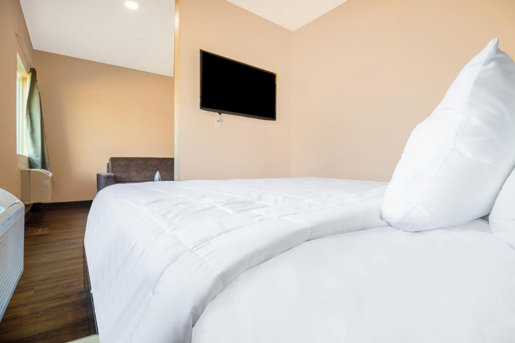 Oyo Hotel Adairsville Calhoun South I-75 מראה חיצוני תמונה
